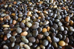 Mexican Beach Pebbles in Mixed Color - Wet Pool Pebbles